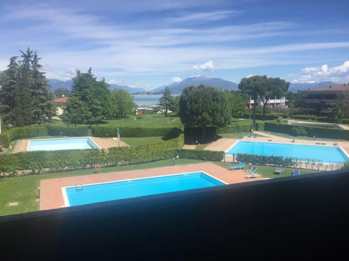 Casa Palazzo Apartment Desenzano del Garda Exterior photo